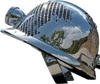 Каска - скульптура абстрактная скульптура из нержавеющей стали на заказ — Павловский Посад