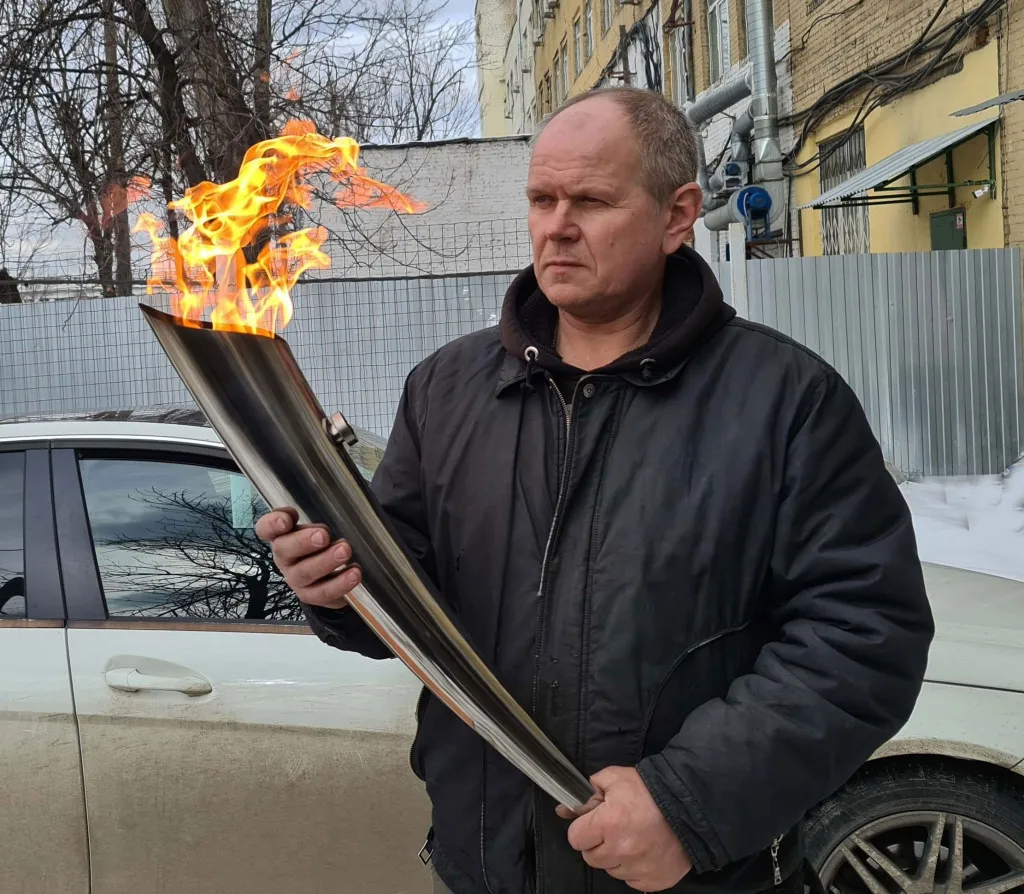 Факелы для эстафеты Олимпийского огня в Павловском Посаде